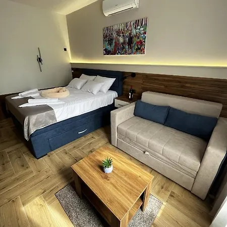 Caka Luxury Rooms & Restaurant Cuprija Exterior photo