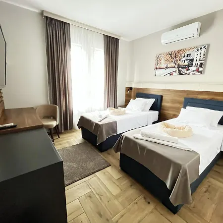Caka Luxury Rooms & Restaurant Cuprija Exterior photo