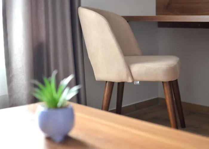 Caka Luxury Rooms & Restaurant