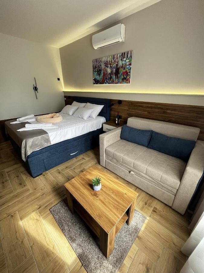 Caka Luxury & Restaurant
