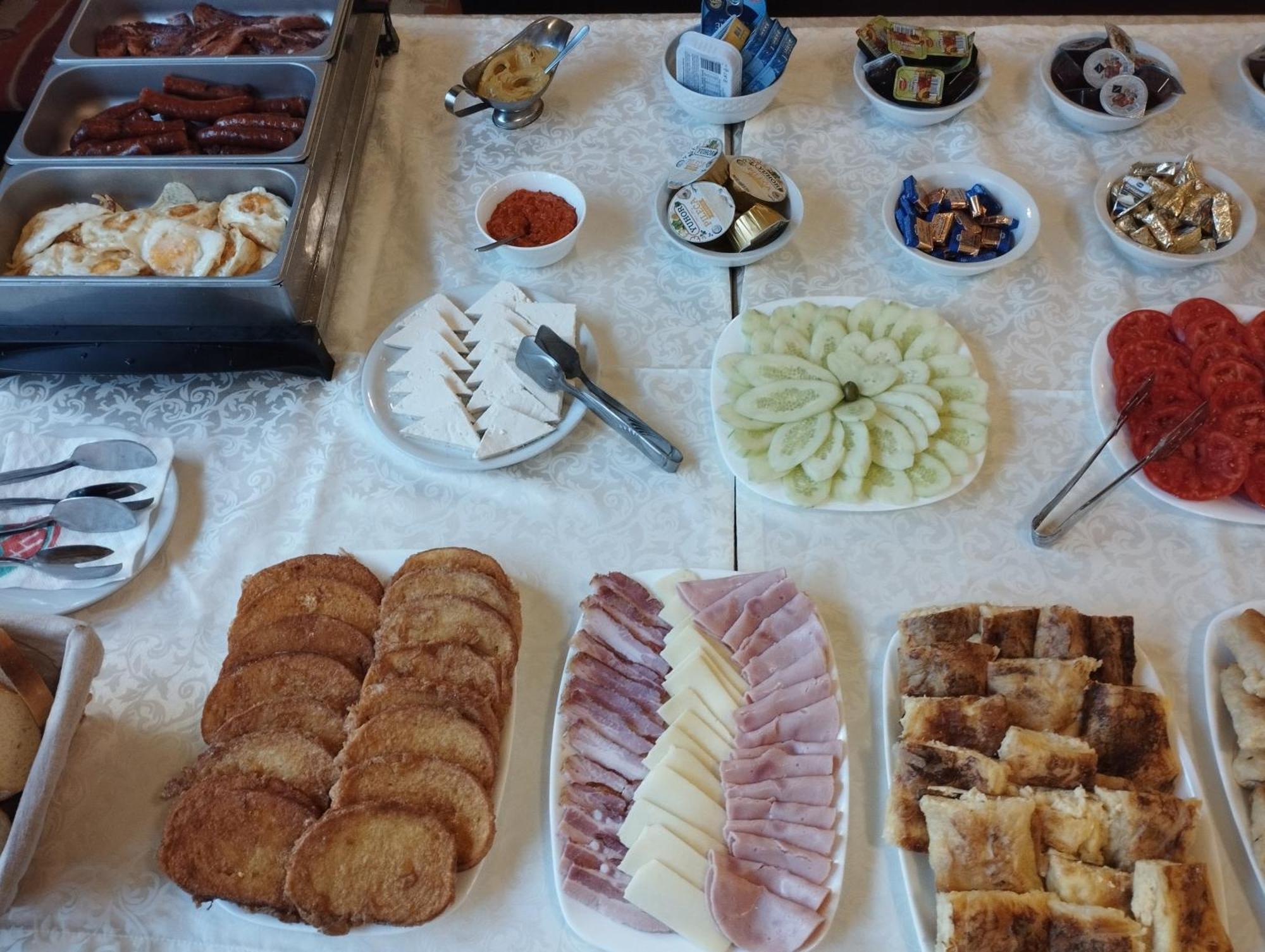 Bed & Breakfast Caka Luxury & Restaurant *